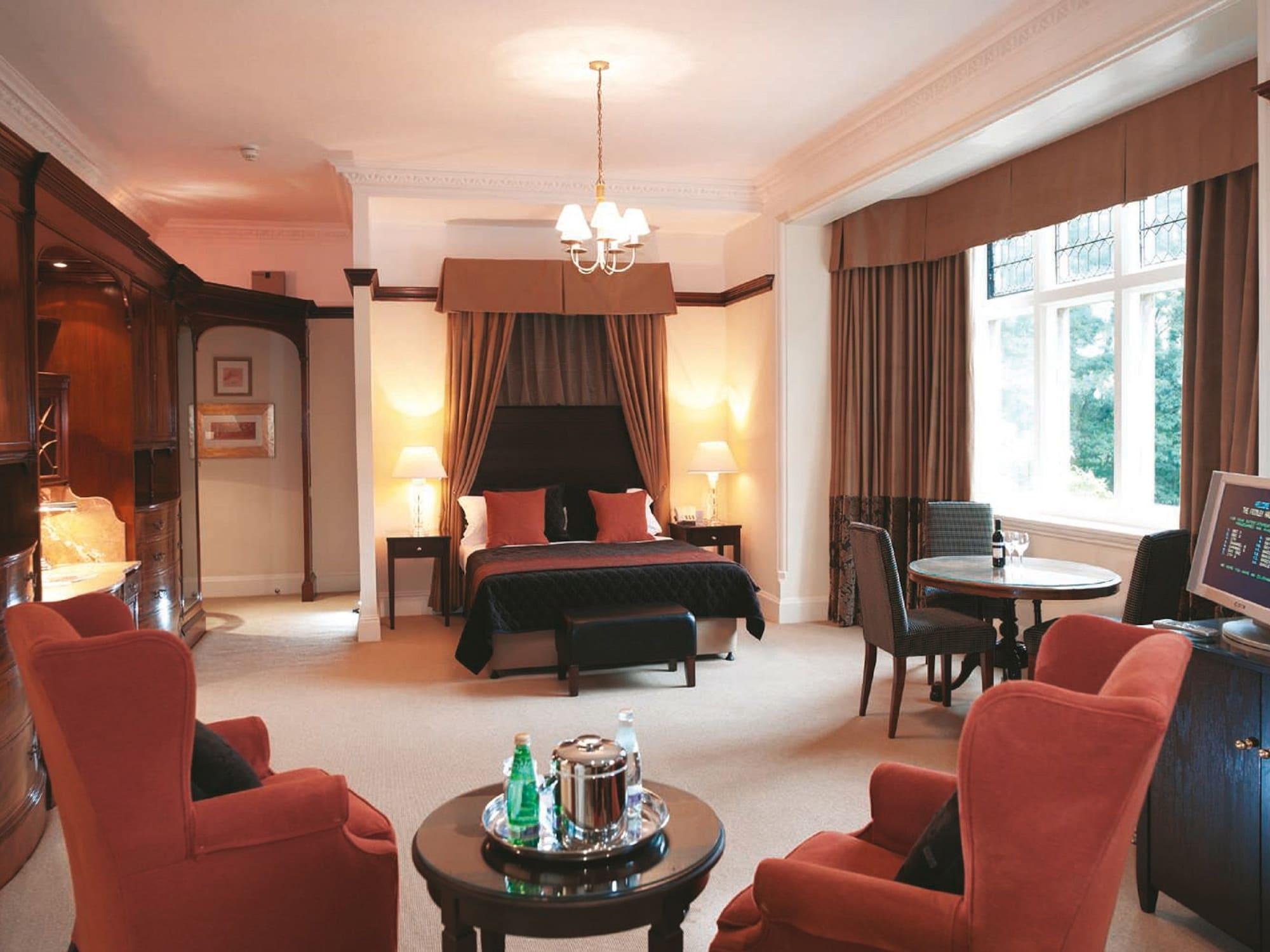 Macdonald Frimley Hall Hotel & Spa Кемберлі Екстер'єр фото