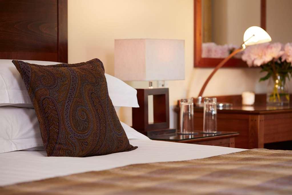 Macdonald Frimley Hall Hotel & Spa Кемберлі Номер фото