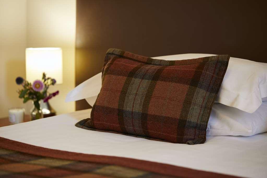 Macdonald Frimley Hall Hotel & Spa Кемберлі Номер фото