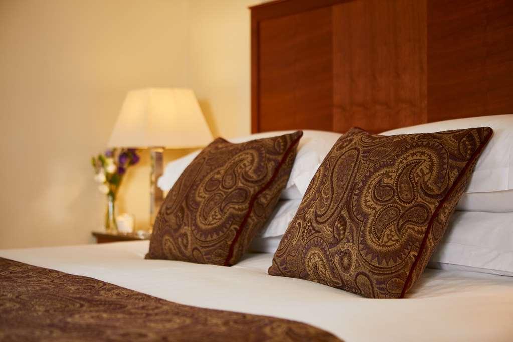 Macdonald Frimley Hall Hotel & Spa Кемберлі Номер фото