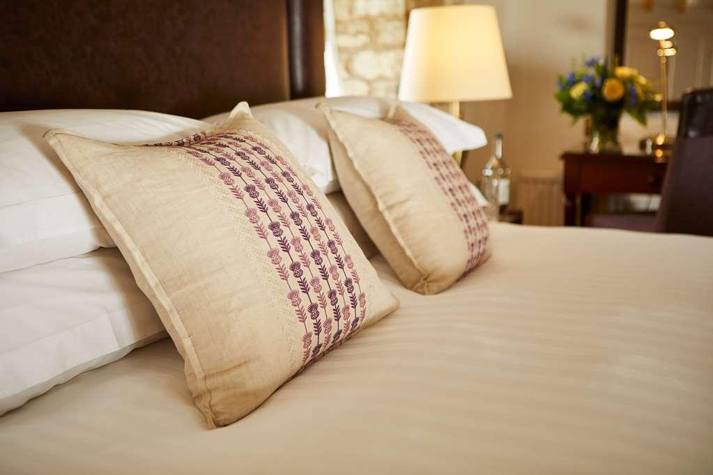 Macdonald Frimley Hall Hotel & Spa Кемберлі Номер фото