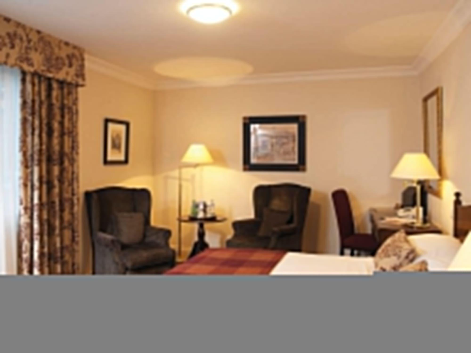 Macdonald Frimley Hall Hotel & Spa Кемберлі Номер фото
