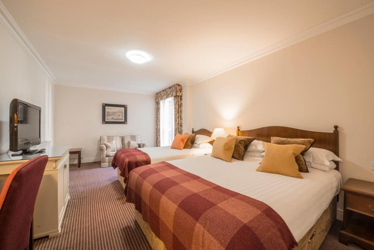 Macdonald Frimley Hall Hotel & Spa Кемберлі Екстер'єр фото